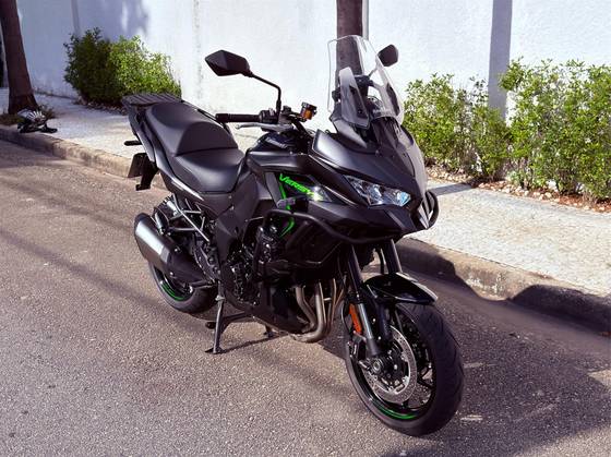 KAWASAKI VERSYS 1100 ABS KAWASAKI VERSYS 1100 ABS